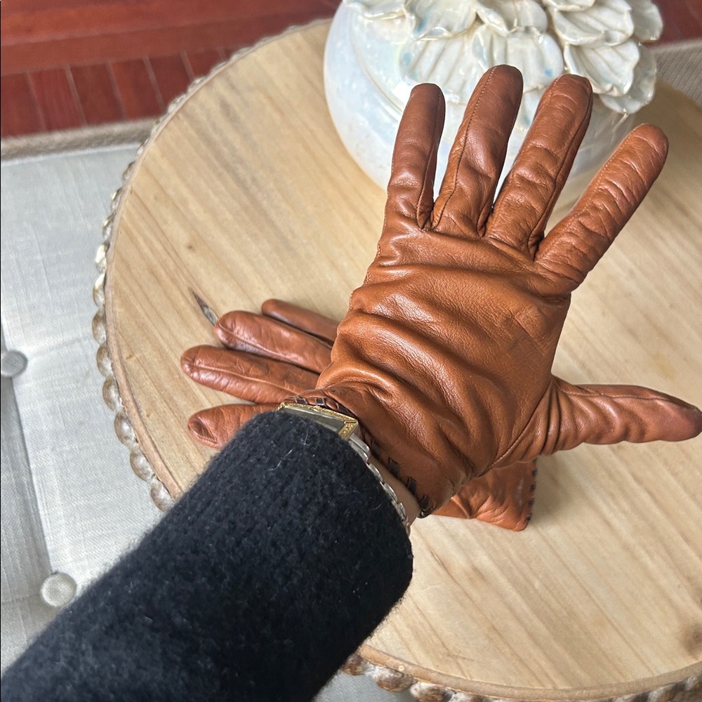 FRYE Vintage Chestnut Brown Leather Gloves Stitched Trimmed Hem